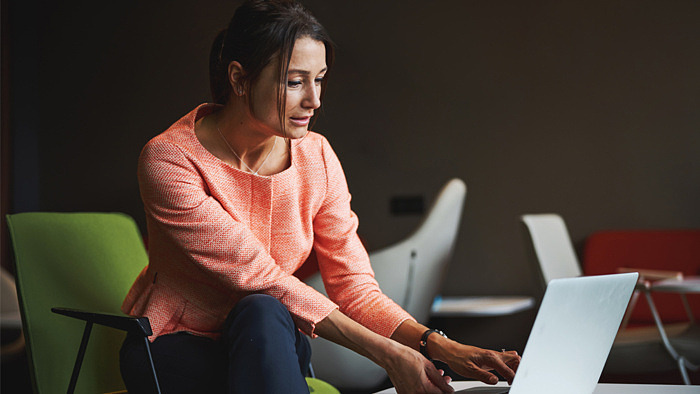 Nytt system för tidrapportering – Visma Kontek HRM